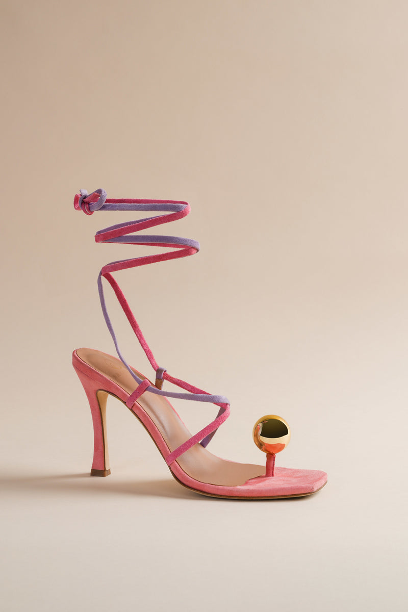 Wonderland Globe Sandals - Flamingo