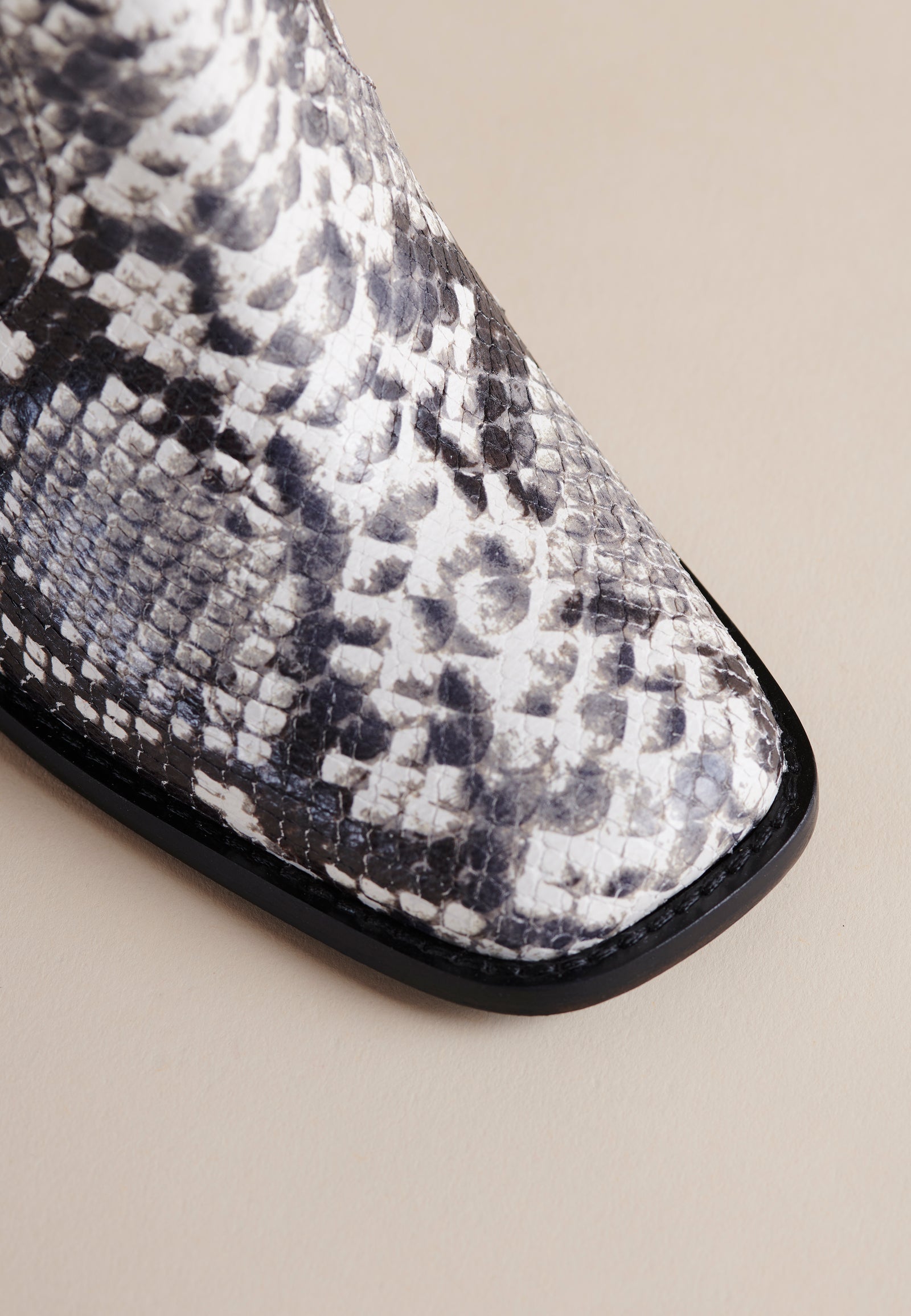 Lauryn Boot in Python – Brother Vellies