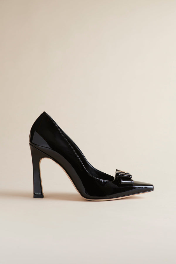 Brother Vellies Wednesday Pump in Midnight Sky profile