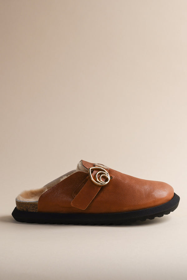 Women's Josh Shoe in Whiskey Shearling